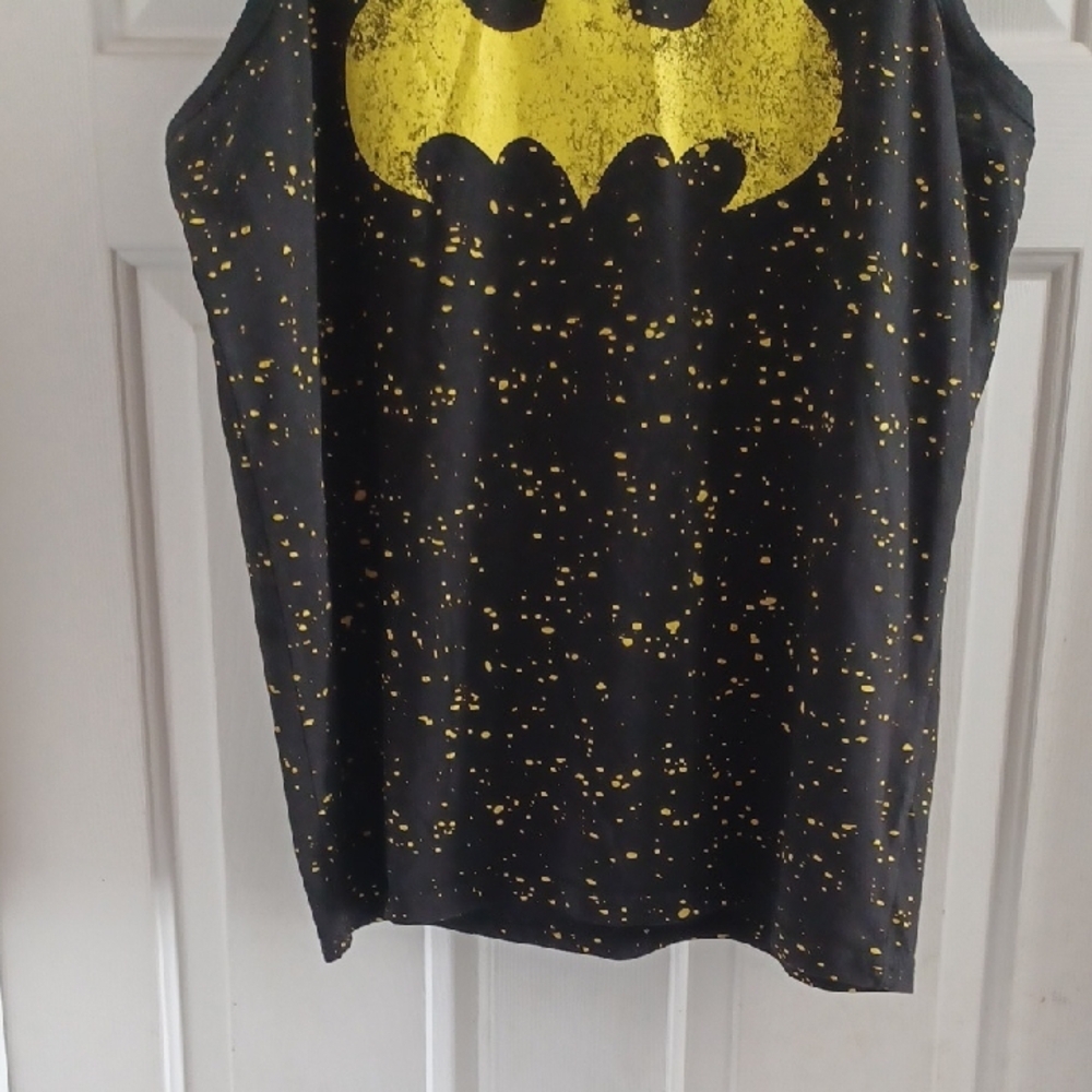 Batman Black Tee with Yellow Bat Emblem - Picture 4 of 6